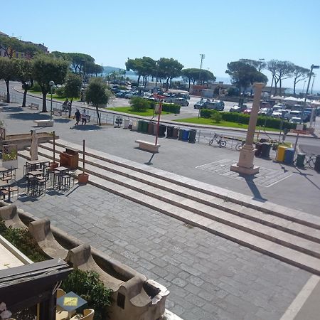 Appartement Fountains' Square à Formia Extérieur photo