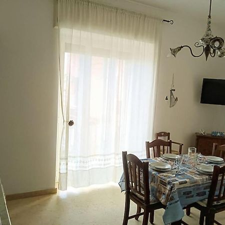 Appartement Fountains' Square à Formia Extérieur photo