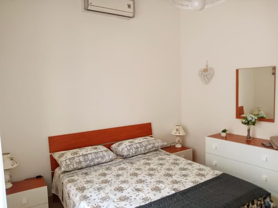 Appartement Fountains' Square à Formia Extérieur photo
