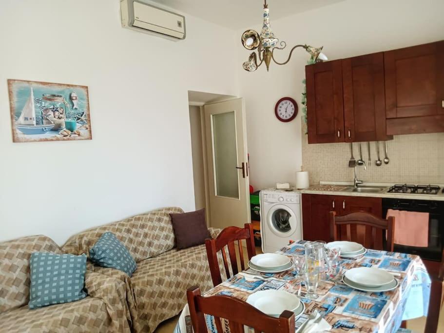 Appartement Fountains' Square à Formia Extérieur photo